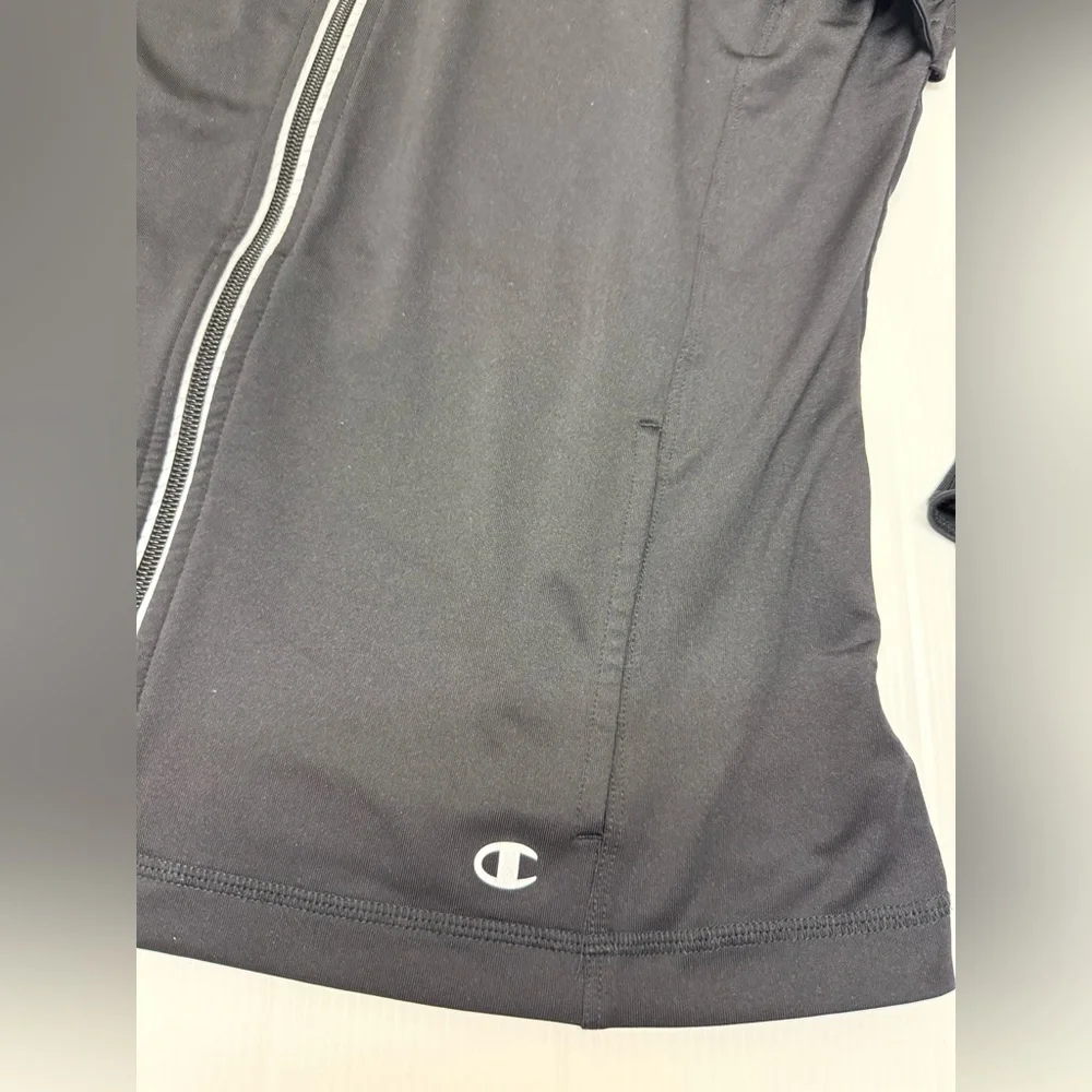 T379- Champion Black Full-Zip Jacket - Picture 3 of 13